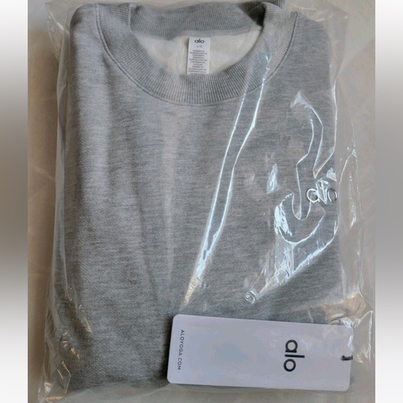 Alo Yoga Accolade Crewneck Pullover Sweatshirt - Picture 5 of 5